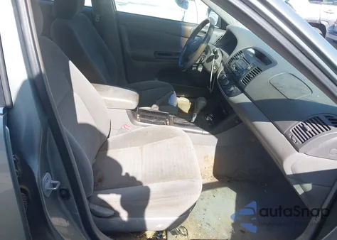 2005 Toyota Camry Le from USA, damaged, VIN 4T1BE32K15U512095